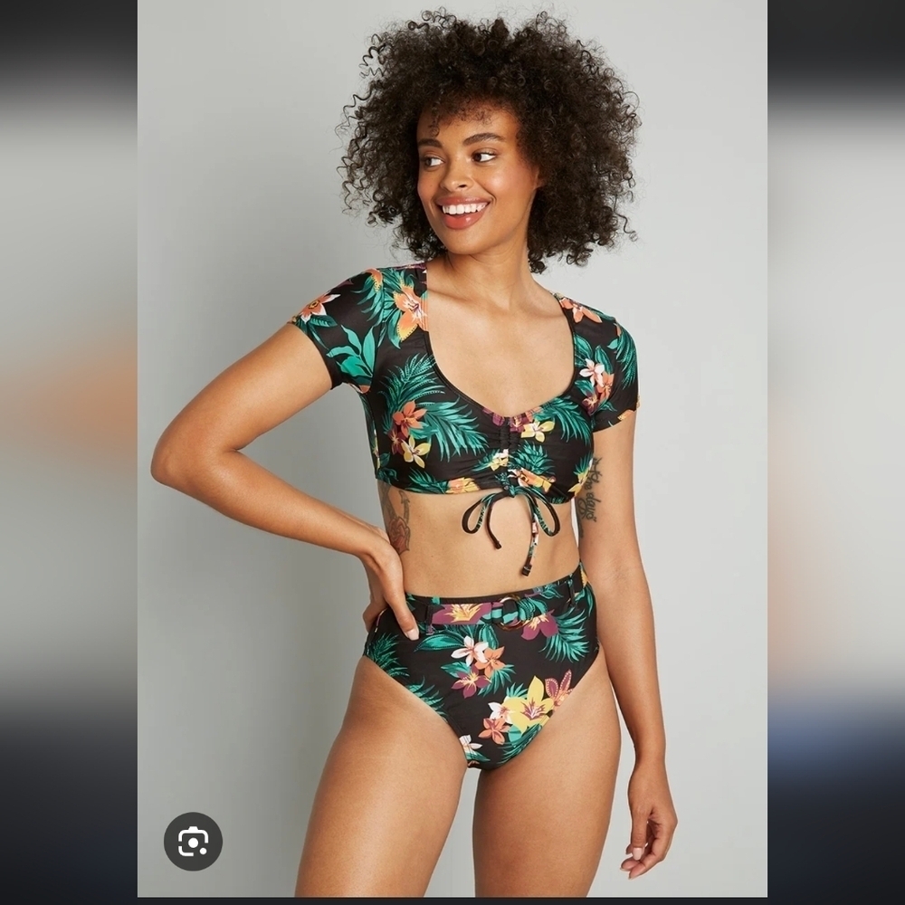 Modcloth, Boardwalk Bliss Top & High-Waisted Bikini Bottom,Black Floral, Small